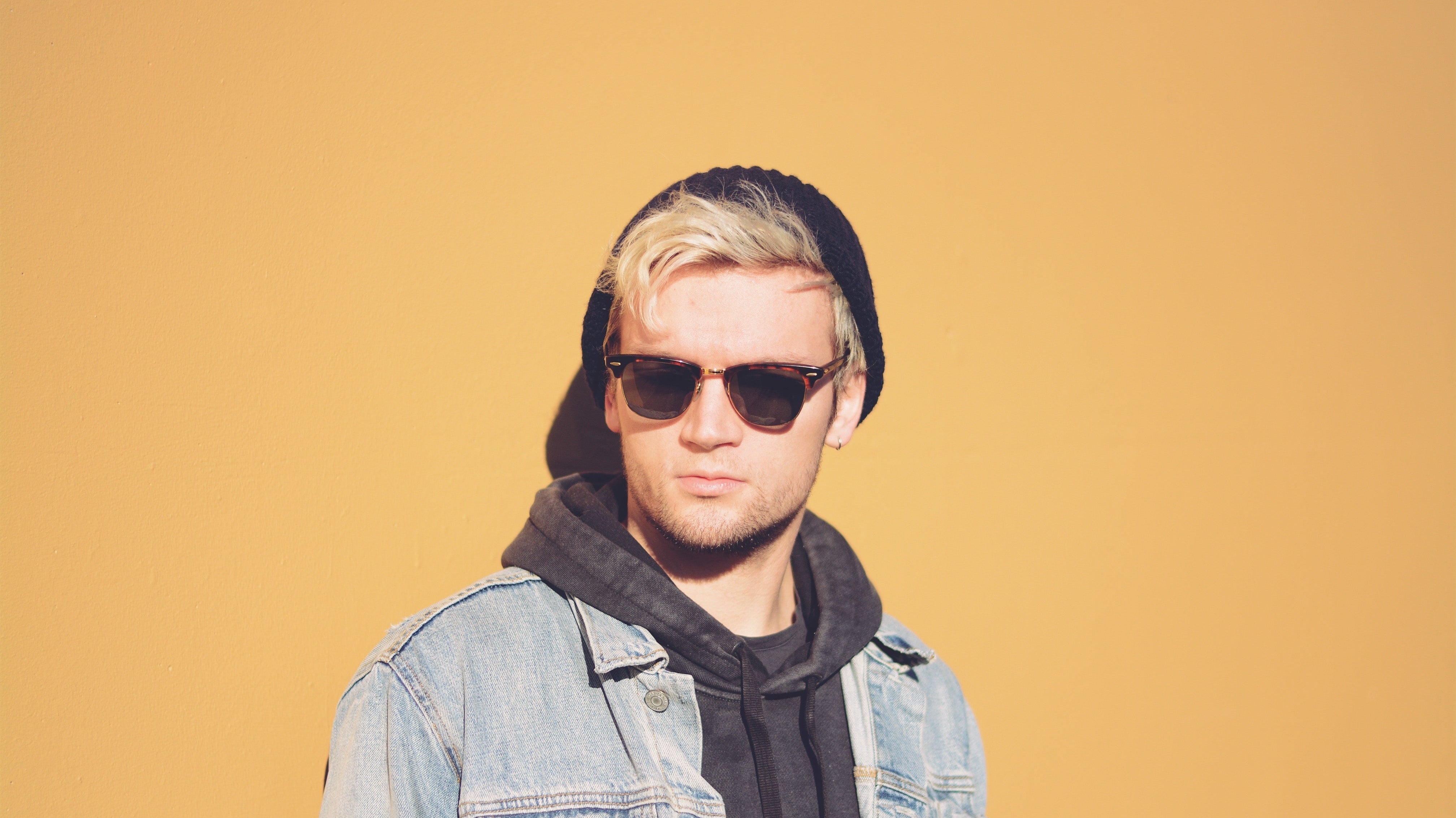 How the Right Sunglasses Can Transform Your Face and Overall Look?
