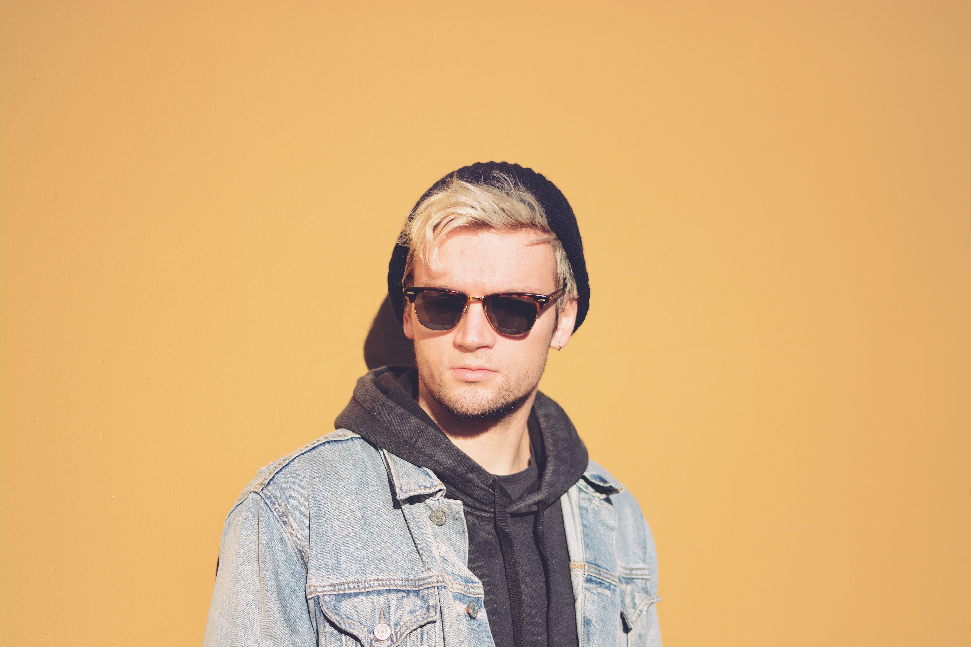 How the Right Sunglasses Can Transform Your Face and Overall Look?